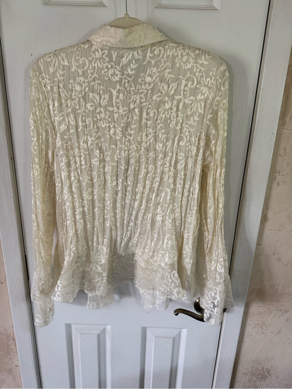 Coldwater Creek Cream Floral Jacquard Blouse - Picture 2 of 3